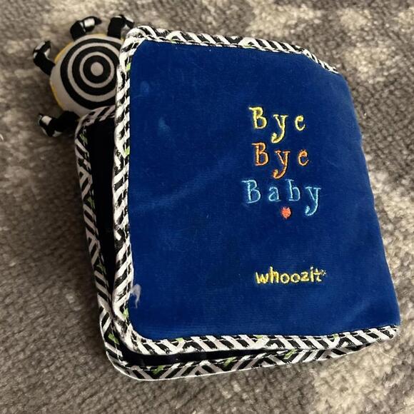 Manhattan Toy- Hello Baby Cloth Books - Picture 5 of 8